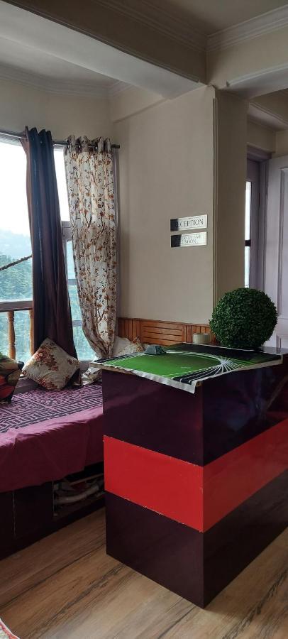 ホテル Shimla Regency エクステリア 写真