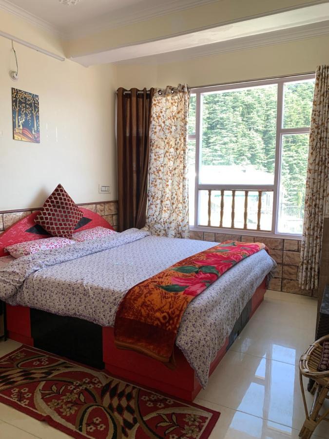ホテル Shimla Regency エクステリア 写真