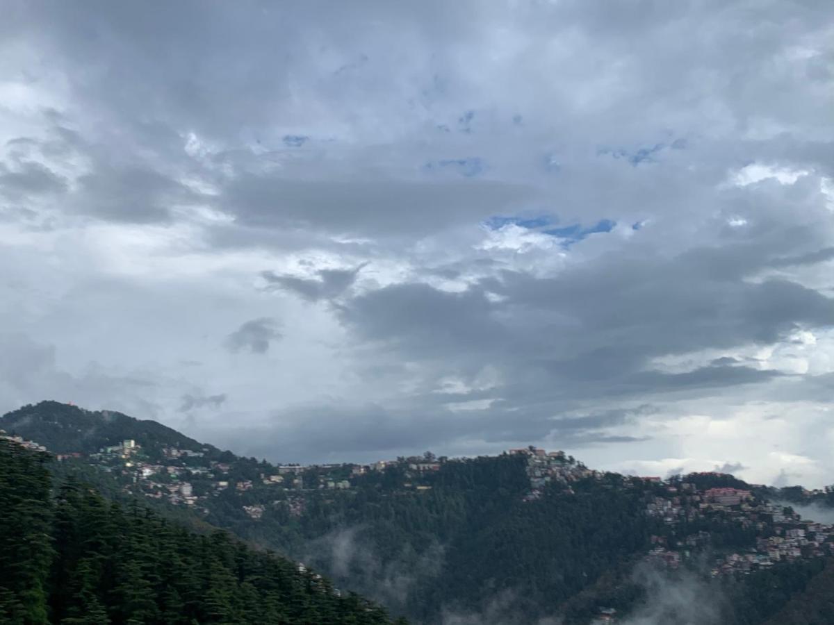 ホテル Shimla Regency エクステリア 写真